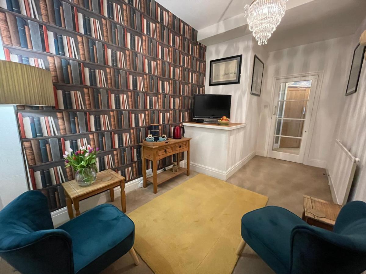 G&T Apartment Скарборо Экстерьер фото